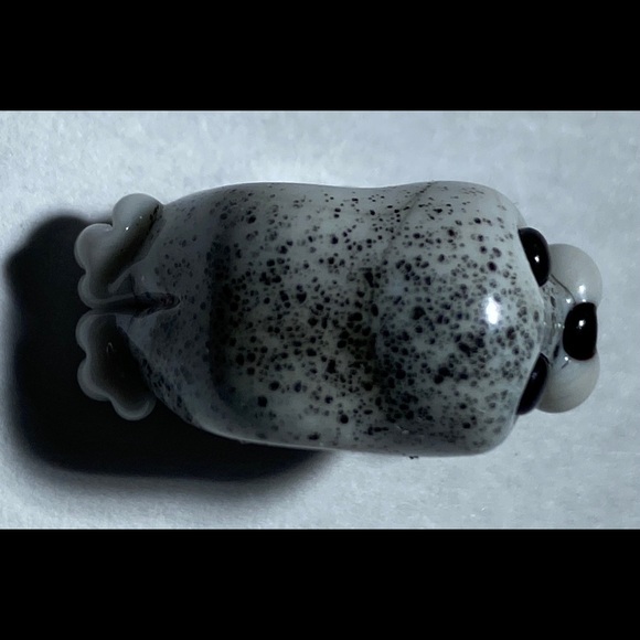 Baby seal - Artisan made - no silver core - NWOT - Picture 3 of 4